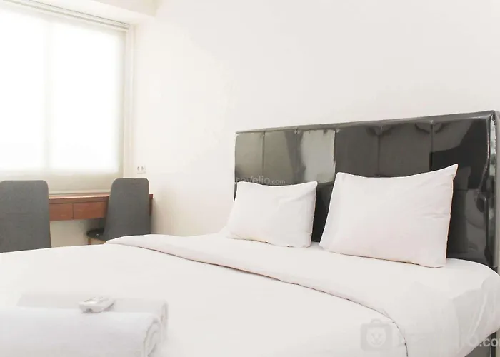 Nice And Elegant Studio At Riverview Jababeka Apartment By Travelio
